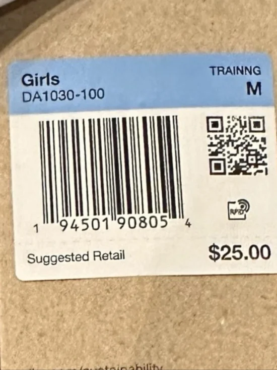 NWT Nike Girls Sports Bra Size M (7/8) White Black Racerback Training Bra - Picture 3 of 3